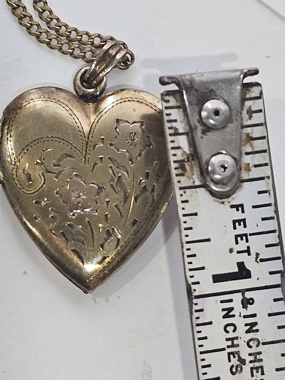 1/20 12k On Sterling Heart Floral Etched Locket Necklace - 18" Vintage. - Picture 7 of 8